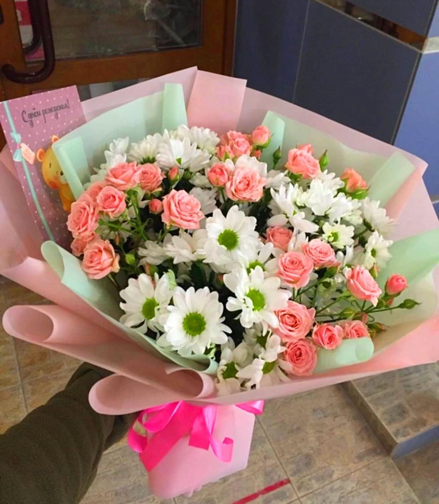 Букет цветов из: Розы и Хризантемы в Пудость