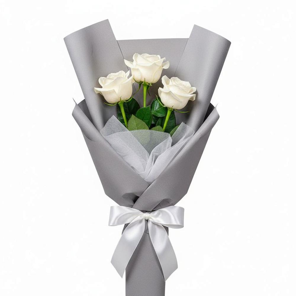 Букет 3 белые розы в Пудость