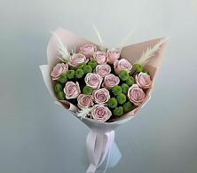 Букет цветов из:  Розы и Хризантемы в Пудость