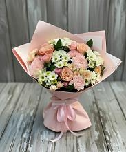 Букет цветов из:  Гвоздики, Розы и Хризантемы в Пудость