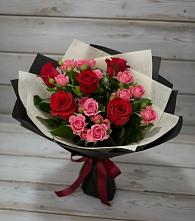 Букет цветов из:  Розы в Пудость