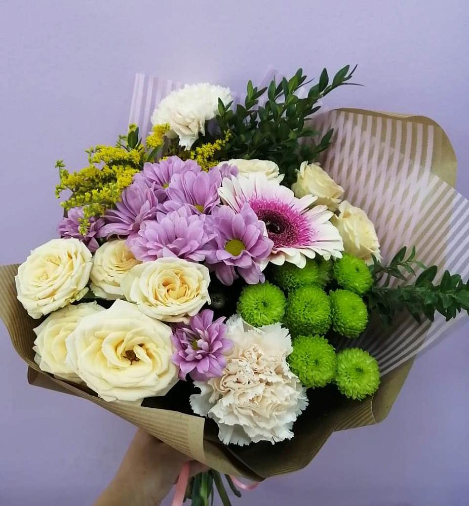 Букет цветов из: Хризантемы, Розы, Гвоздики и Герберы в Пудость