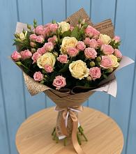 Букет цветов из:  Розы в Пудость